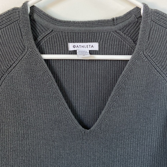 Athleta Hanover Merino Wool Blend V Neck Sweater Top Mist Grey Size XS - Picture 4 of 6